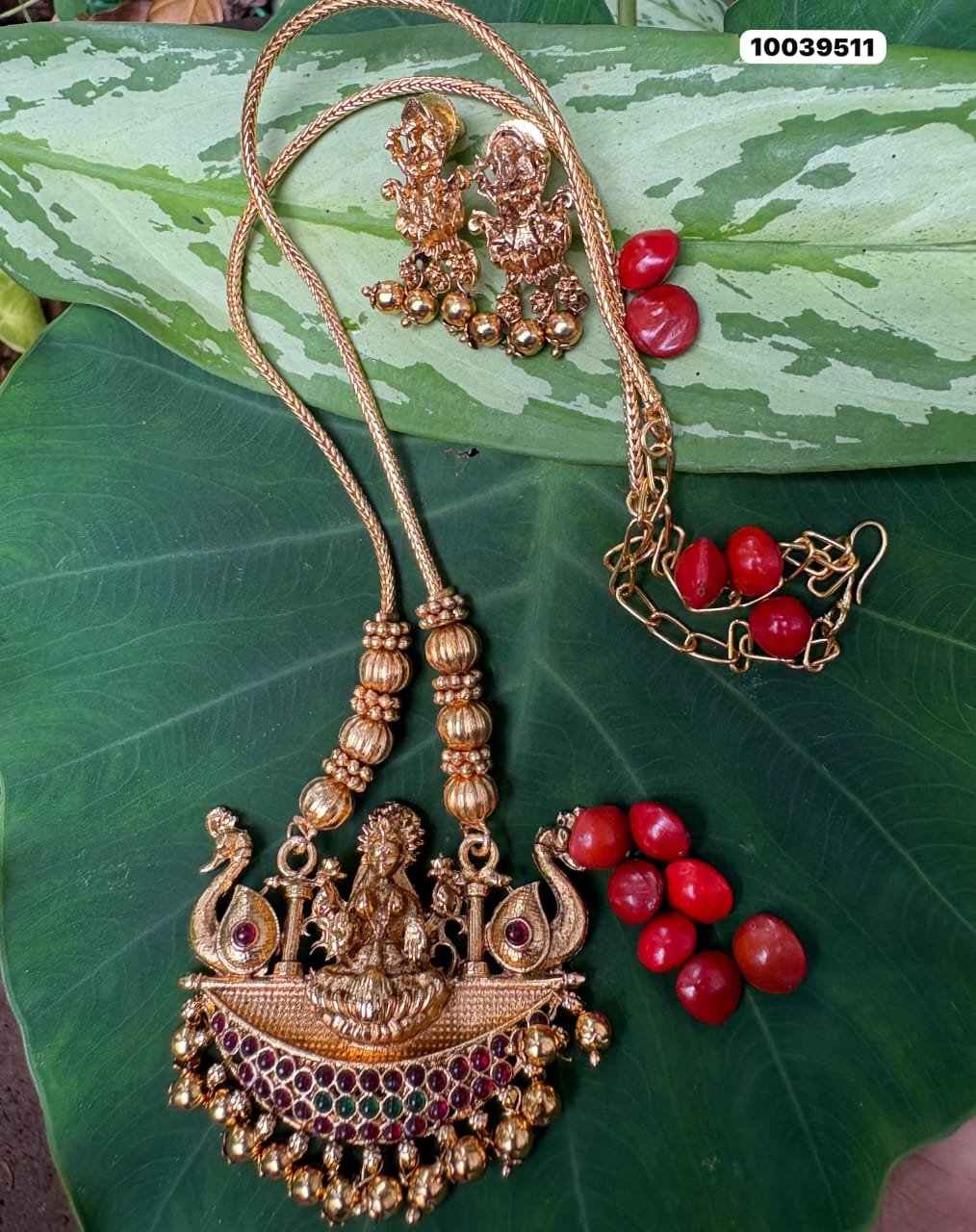Traditional Matte Gold Simple Lakshmi Haram Set - 10039511