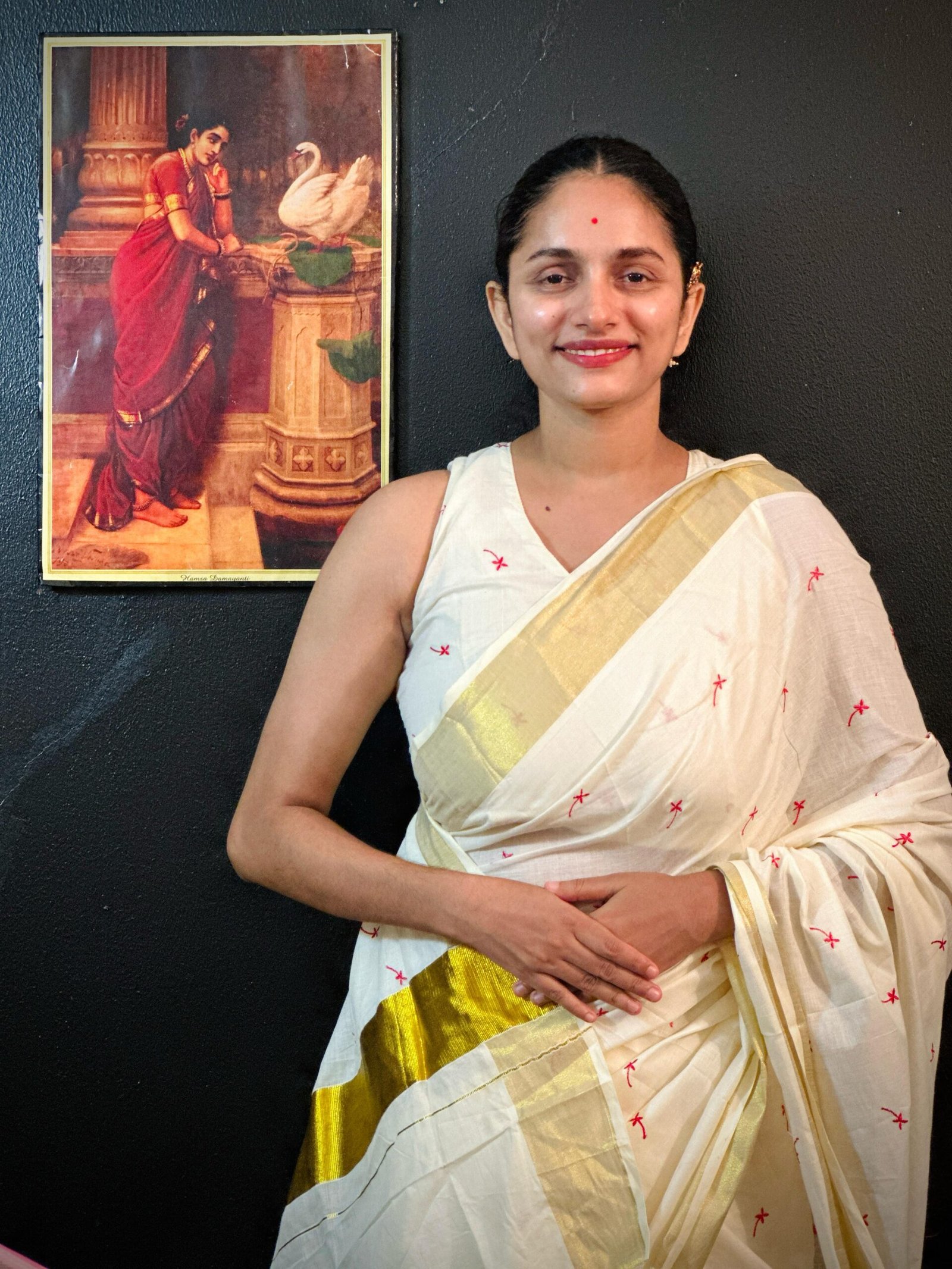Small Techipoo Embroidery Saree - Image 3